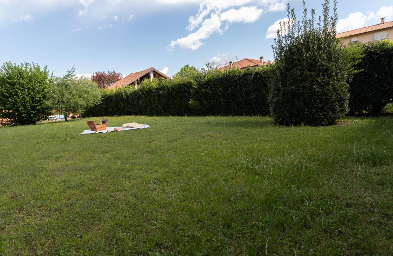 Profumodilago Angera Esterno foto